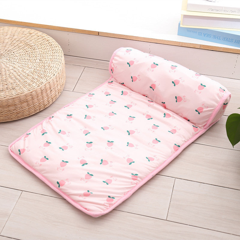 Cat dog pet ice pad summer autumn cooling heatstroke prevention sleeping mat fruit mat non-slip ice silk mat.