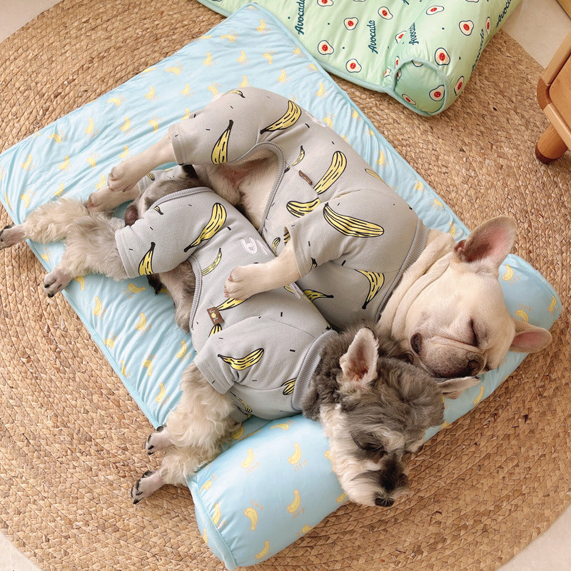 Cat dog pet ice pad summer autumn cooling heatstroke prevention sleeping mat fruit mat non-slip ice silk mat.